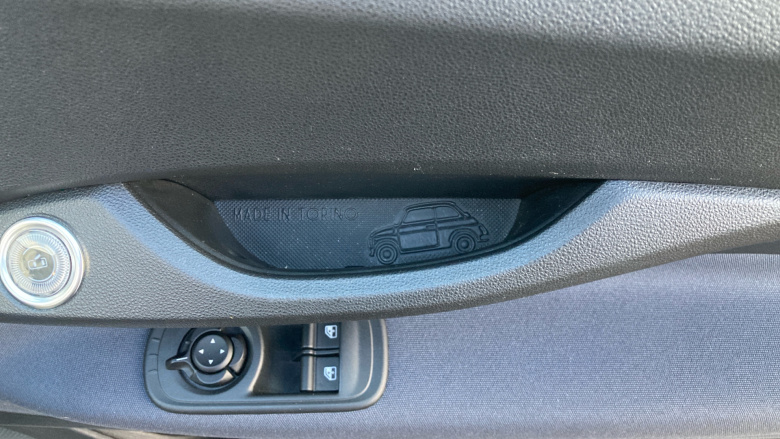 Fiat 500 87kW Icon 42kWh 2dr Auto Electric Convertible